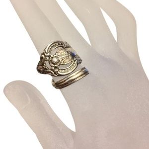 Vintage Oneida Silver Plated Stainless Spoon Ring